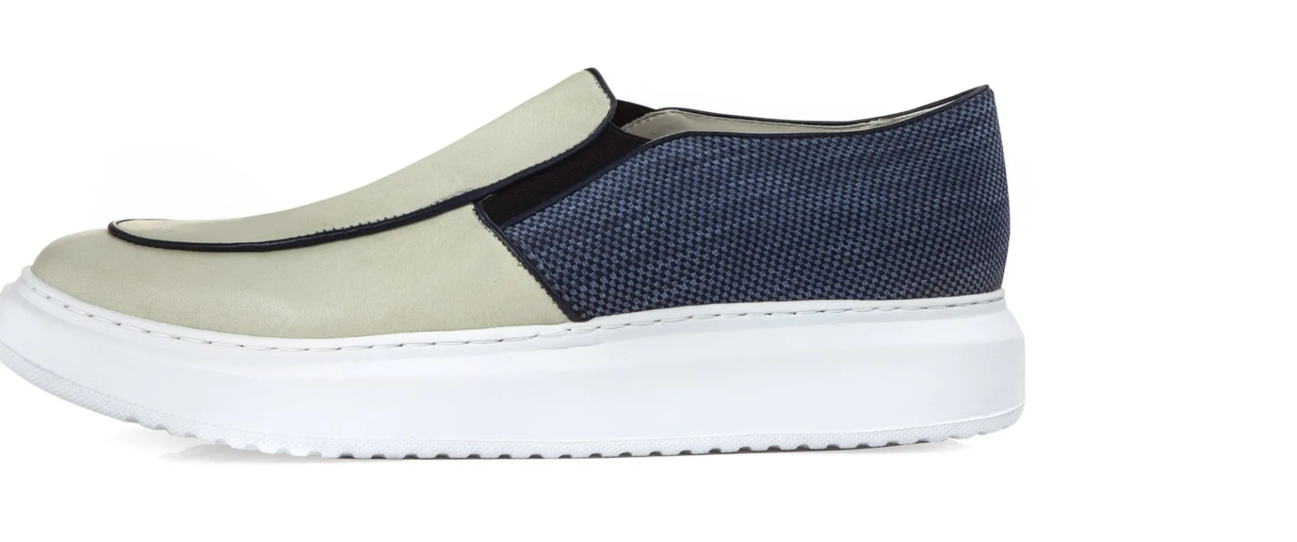 aire_slipon_con_rialzo_in_2.webp Uomo GUIDOMAGGI Slip-on>Aire -slipon con rialzo in Mix Pelle/Tessuto fino a 6 cm più alto
