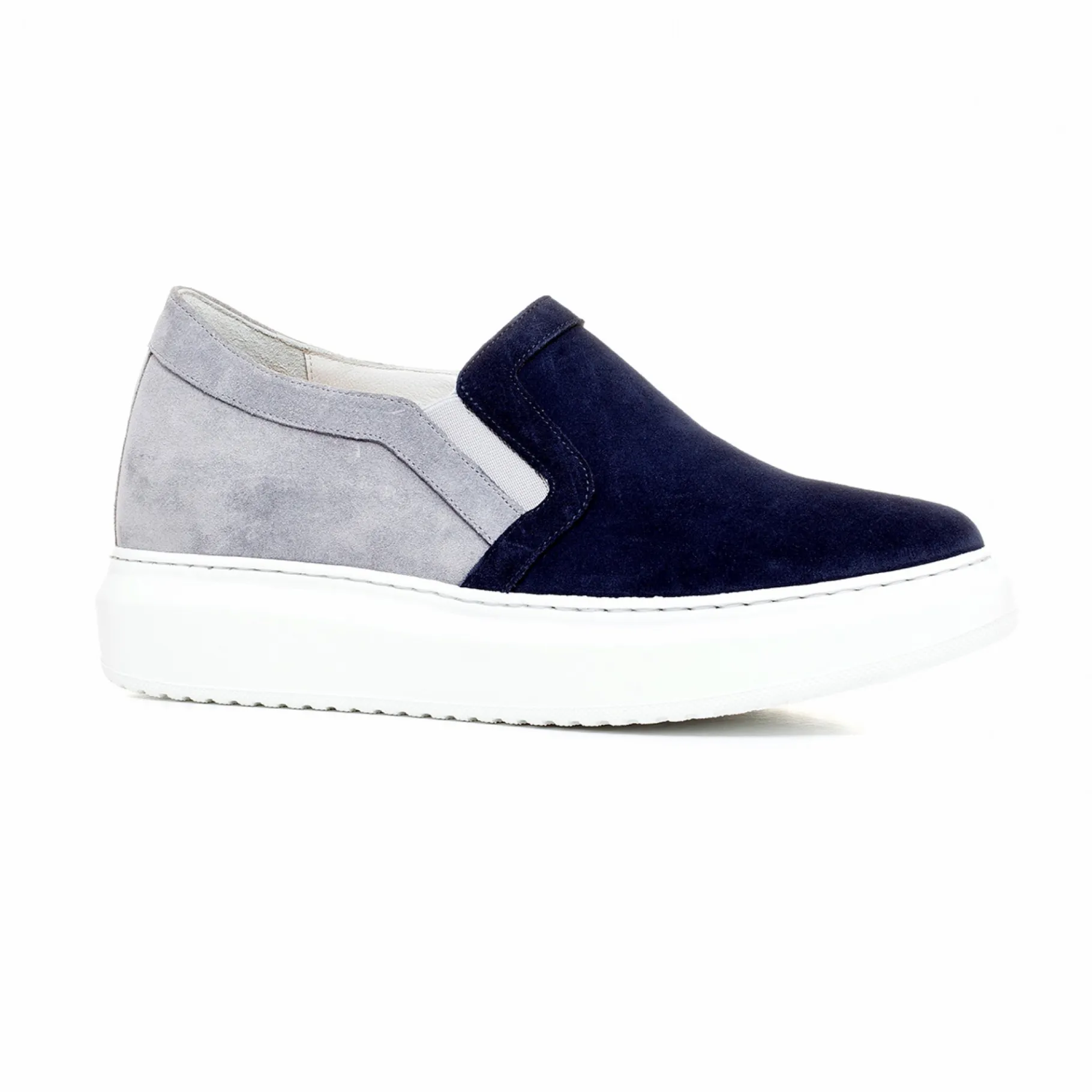 europe__slipon_con_rialzo_1.webp Uomo GUIDOMAGGI Slip-on>Europe - Slip-On con rialzo interno in Pelle Scamosciato da 6 a 8 cm più alto